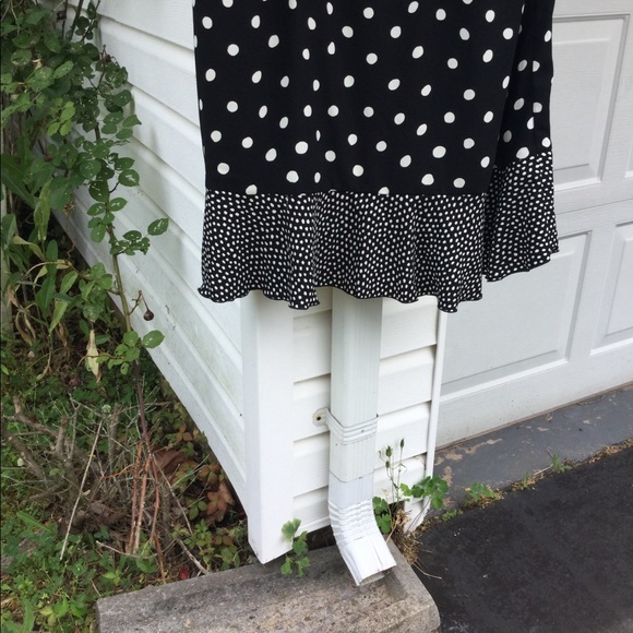 NWT Talbots Polka Dot Ruffled Sleeve & Hem - Picture 2 of 6